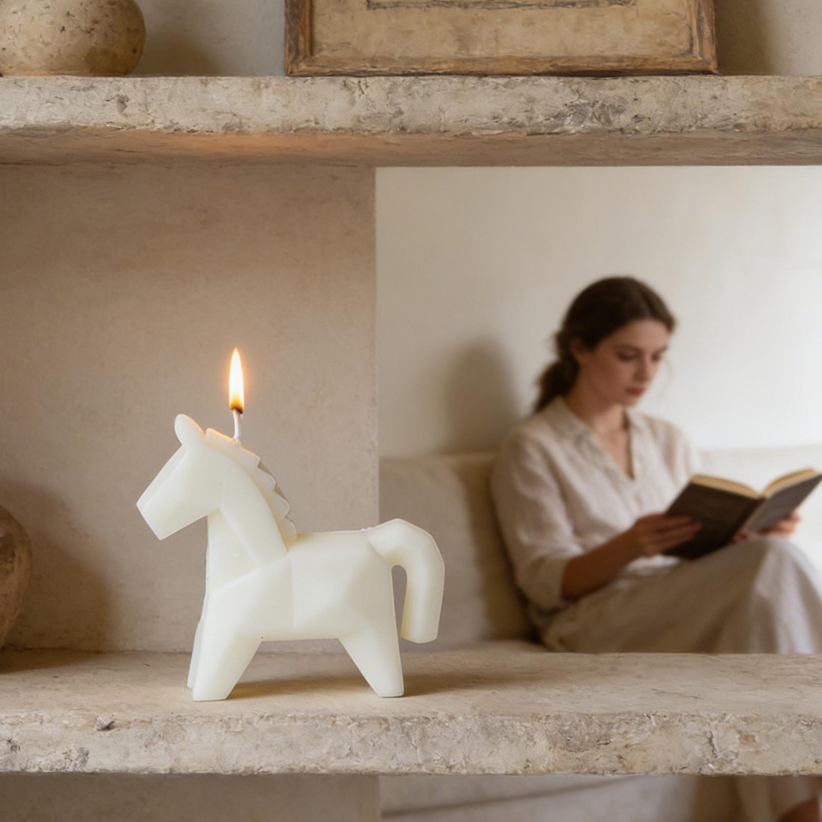 Horse Figure Scented Candle Tr - Beeswax Wrap Reusable 评论和价格